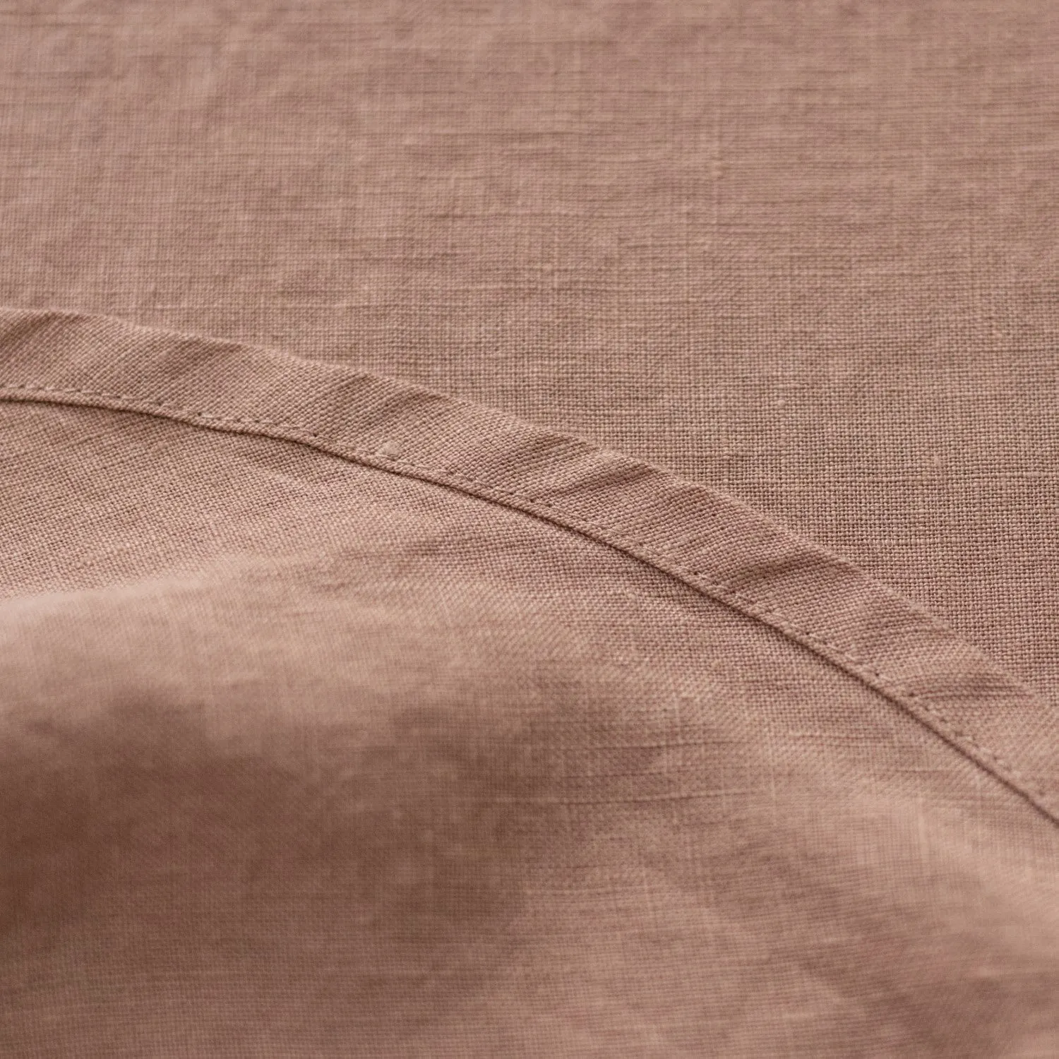 Cafe Creme Lightweight Linen Round Tablecloth