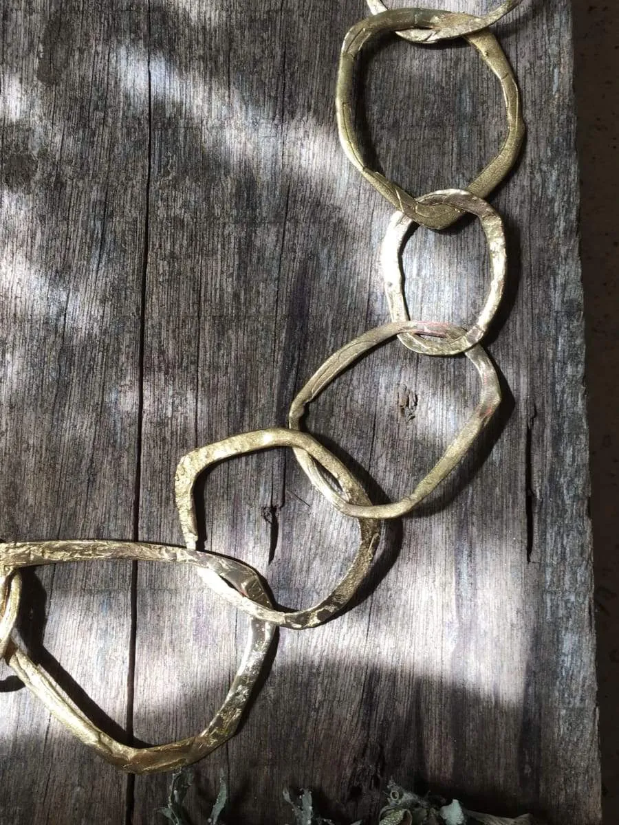 chain golden organic necklace