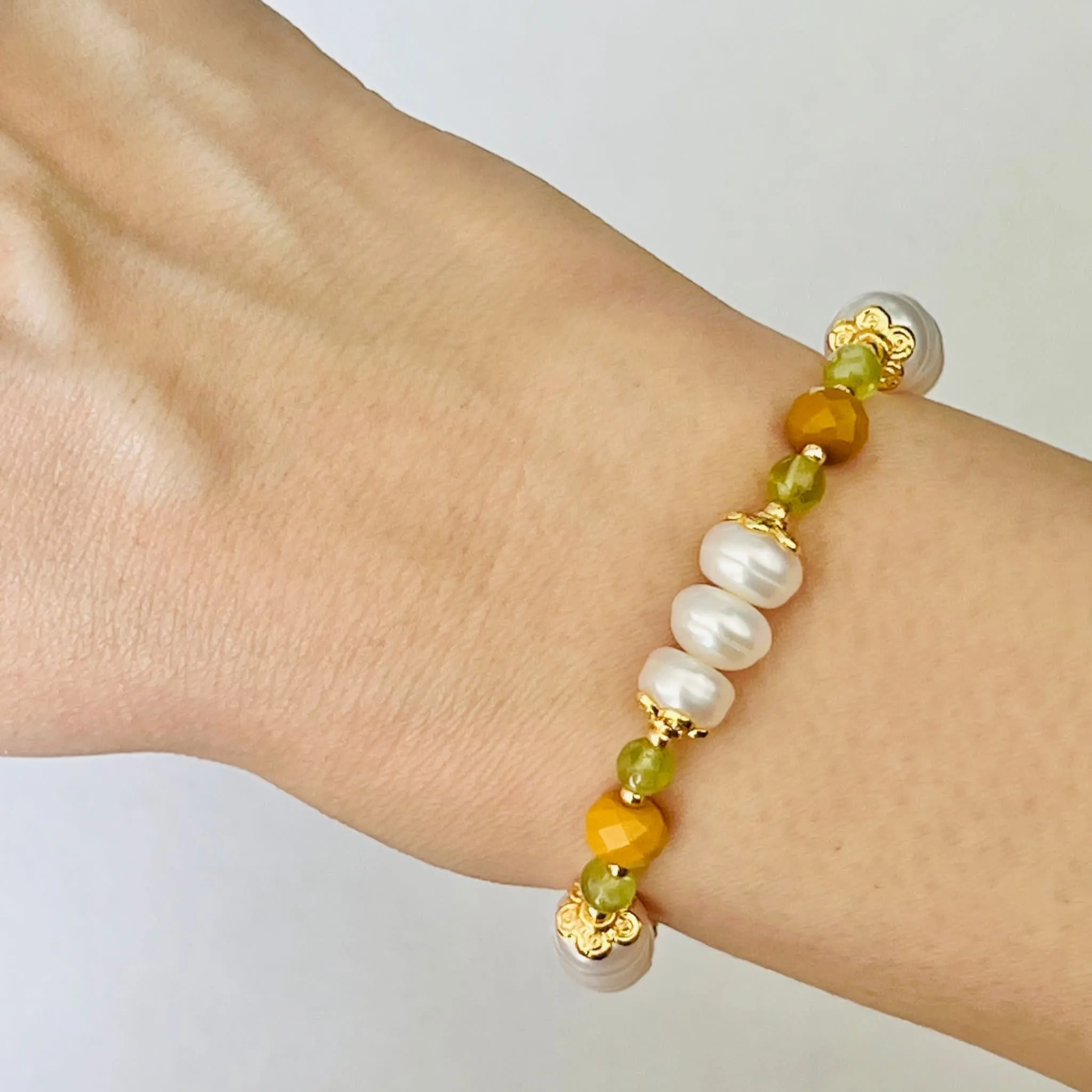 Pearls & Peridot Diadem Bracelet